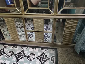 গোল্ডেন শোকেস