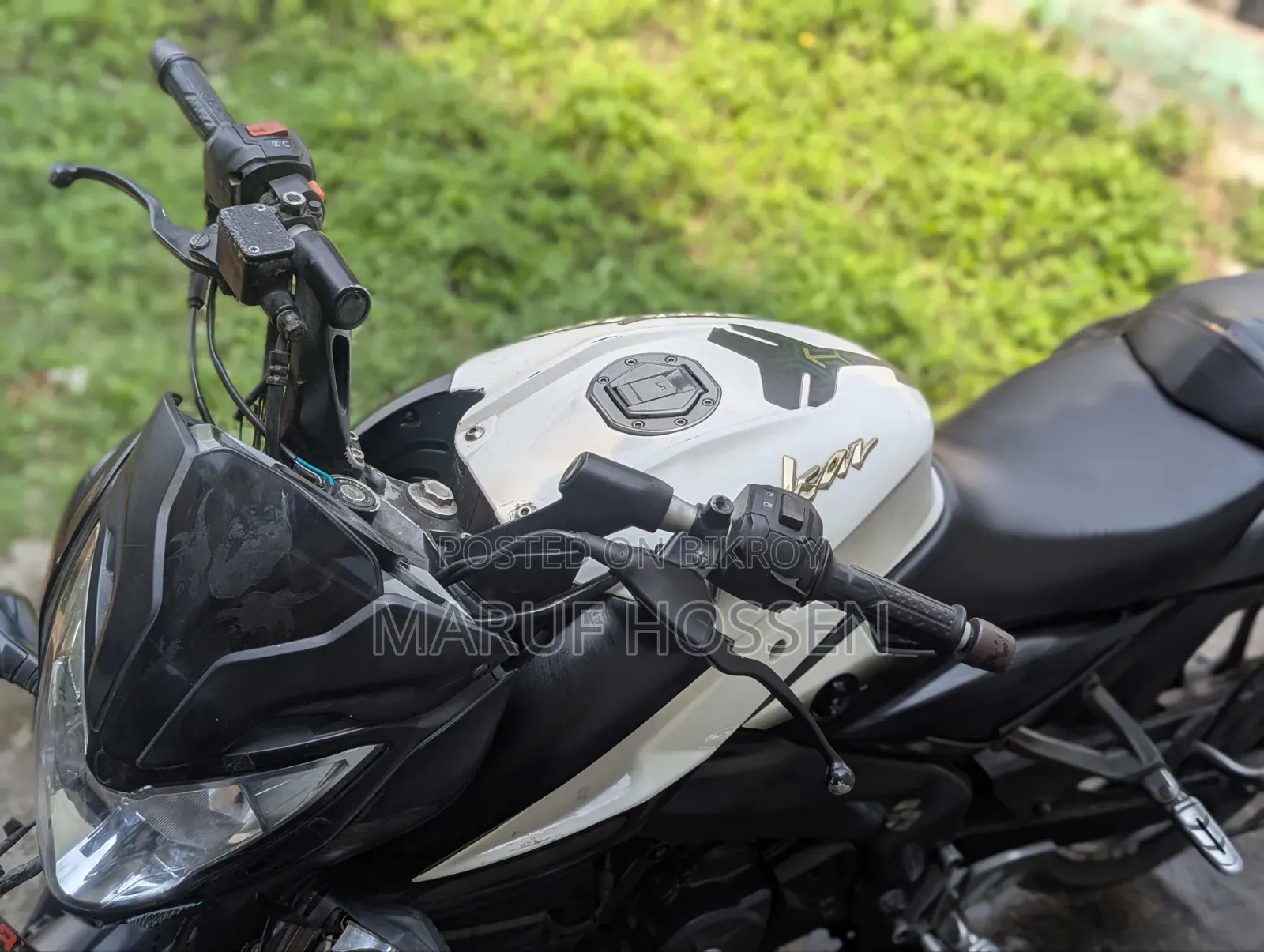 Bajaj Pulsar NS 160 2019 White