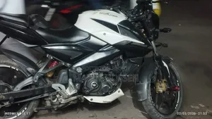 Bajaj Pulsar NS 160 2019 White