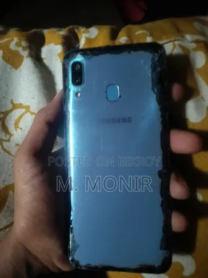 Samsung Galaxy A30 64 GB Blue