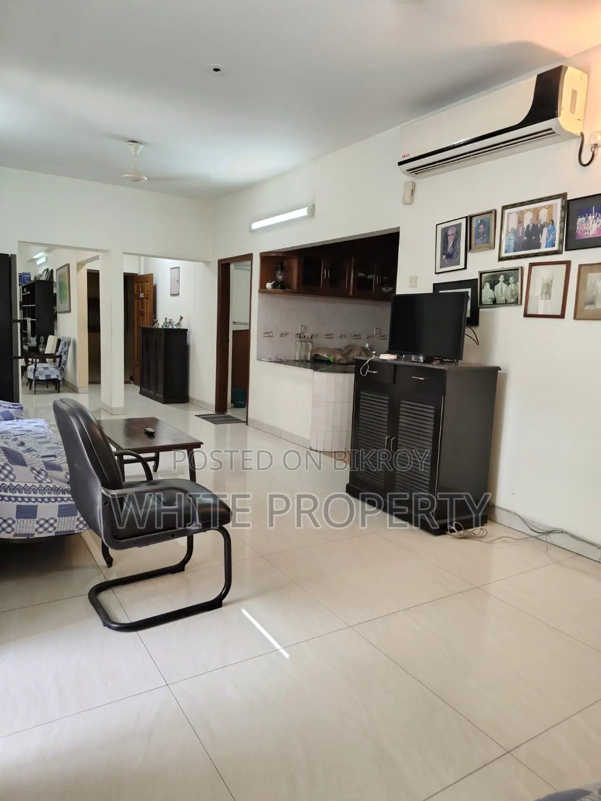 6-bedroom Apartment in White Property, Dhanmondi for Sale