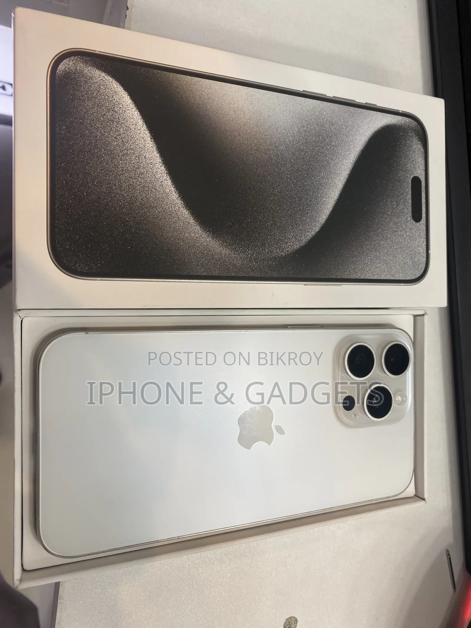 Apple iPhone 15 Pro Max 256 GB White