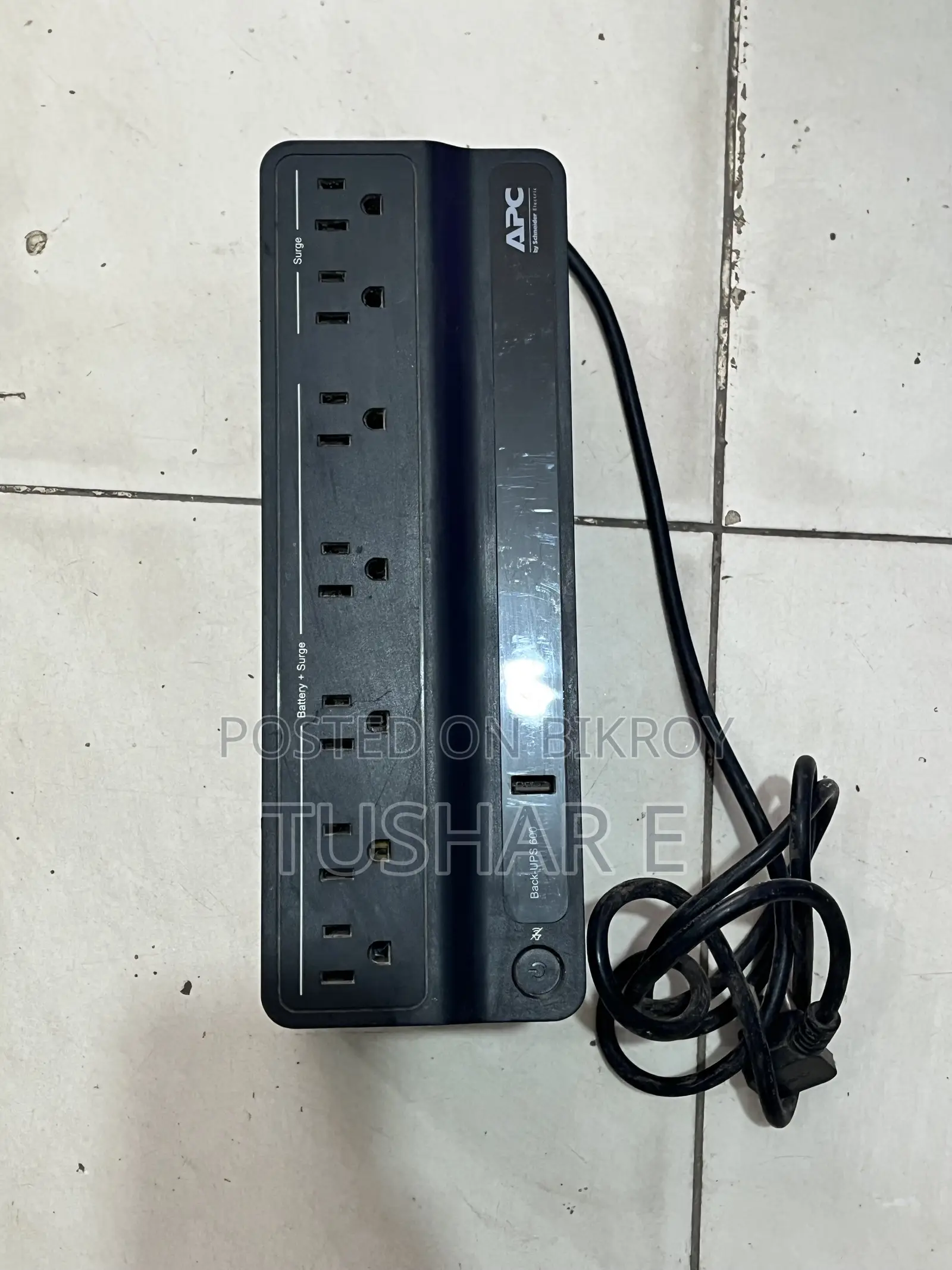 এপিসি অনলাইন ইউপিএস ৬৫০ভি ইউএসবি পোর্ট