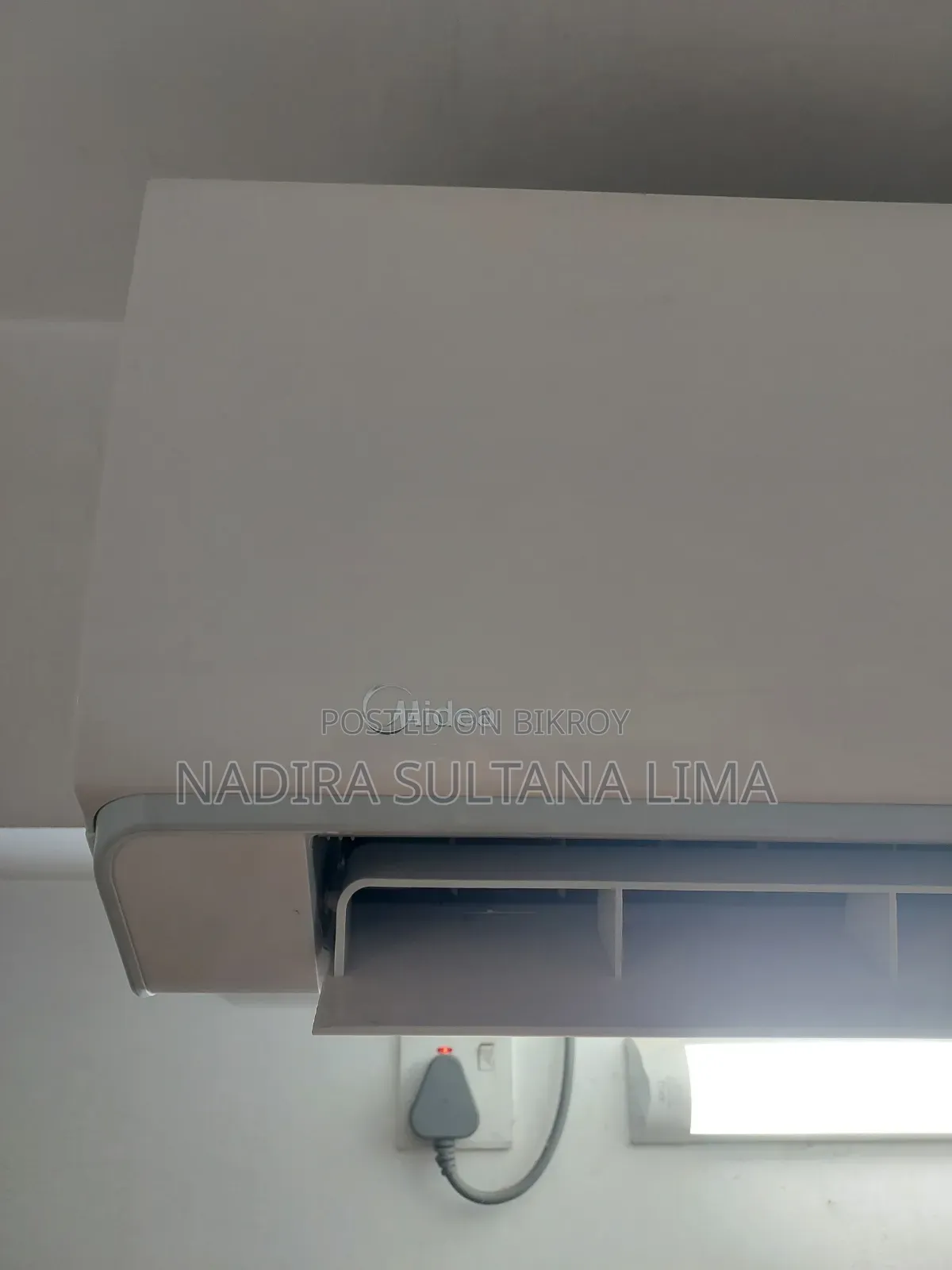 Fresh Condition Midea AC