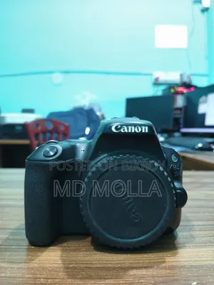 Canon 200d