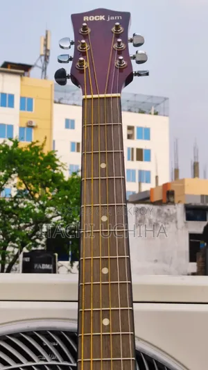 Acoustic-electric Guitar