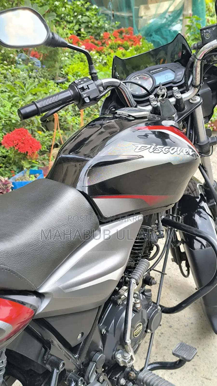 Bajaj Discover 125 2021 Black