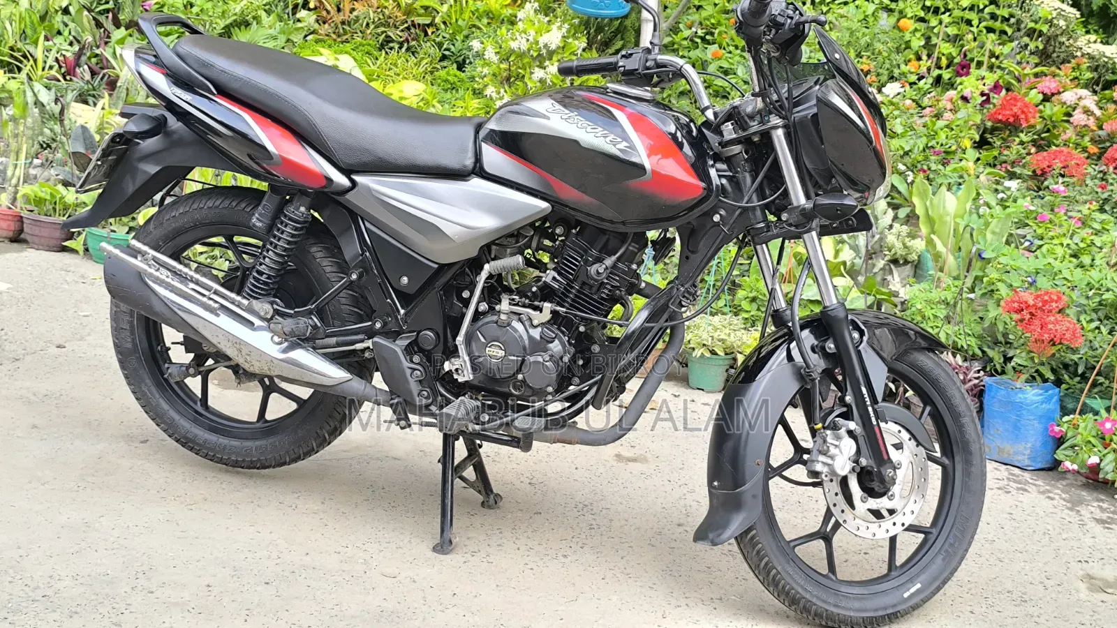 Bajaj Discover 125 2021 Black