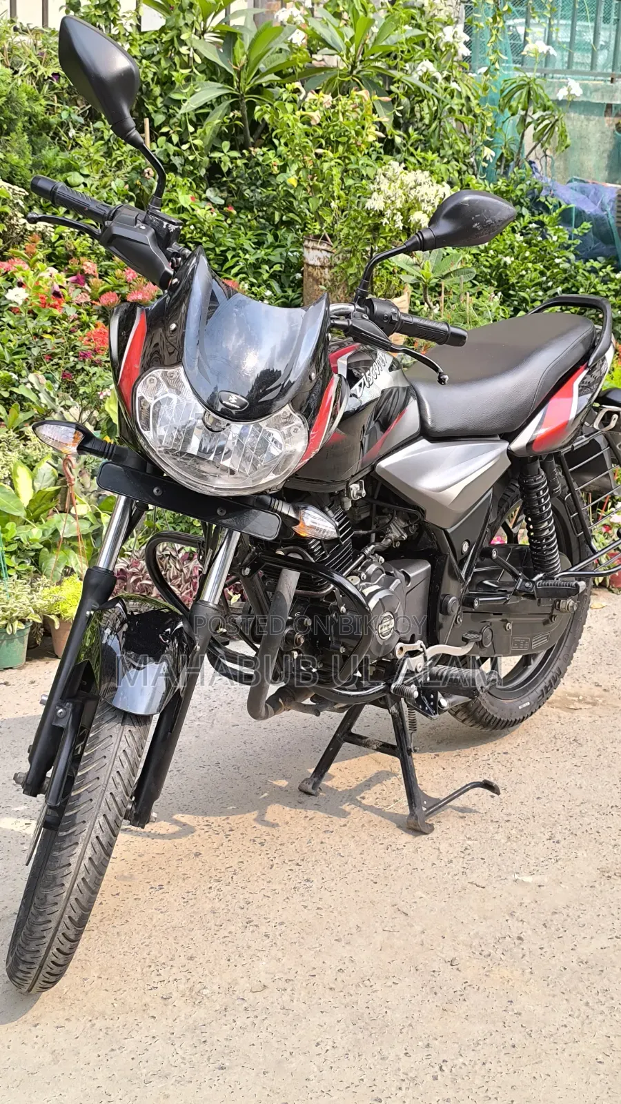Bajaj Discover 125 2021 Black