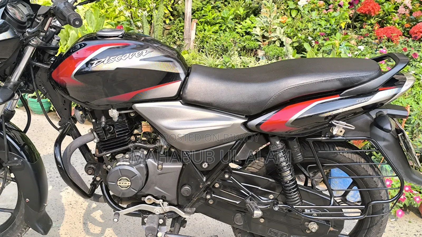 Bajaj Discover 125 2021 Black