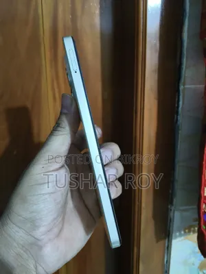 Realme 128 GB Gold
