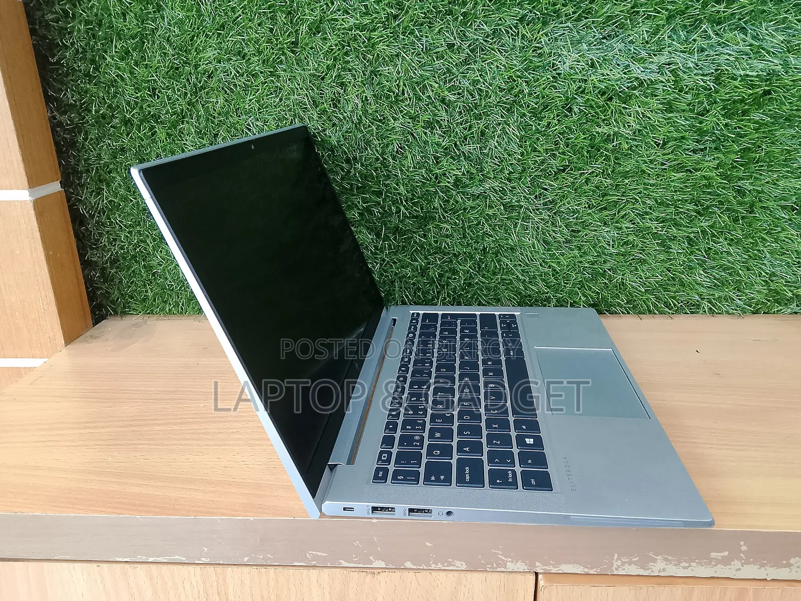 Laptop HP EliteBook 835 G7 8GB AMD Ryzen 5 SSD 256GB