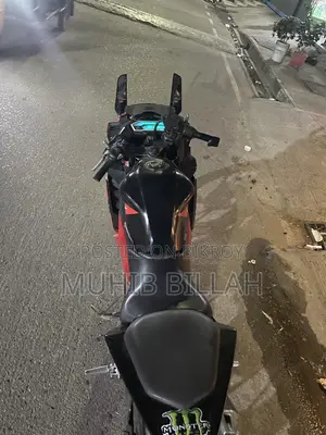 হোন্ডা সিবিআর ২০১৭ ব্ল্যাক