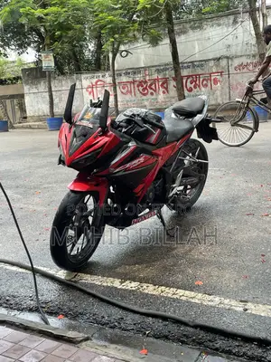 হোন্ডা সিবিআর ২০১৭ ব্ল্যাক