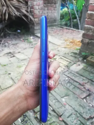 Tecno Spark 6.0 64 GB Blue
