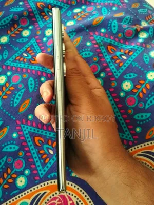 টেকনো ক্যামন ৪০ ২৫৬ জিবি