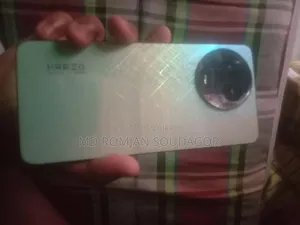 Realme 128 GB Blue