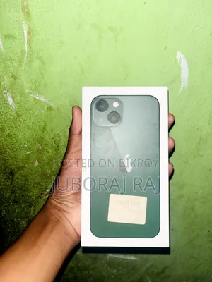 Apple iPhone 13 128 GB Green