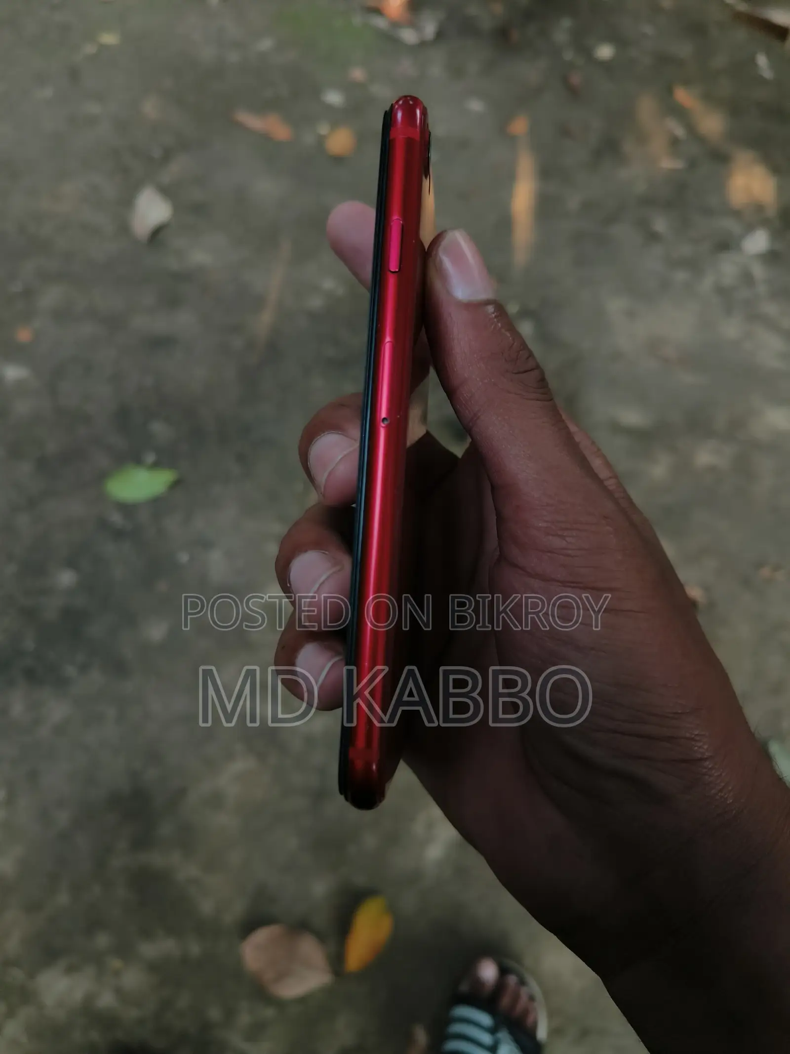 Apple iPhone SE (2020) 64 GB Red
