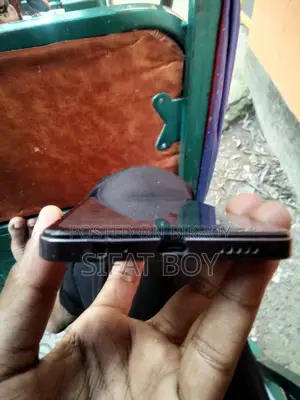 New Vivo Y27s 128 GB Blue