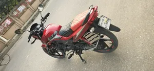 হোন্ডা লিভো ২০১৮ রেড
