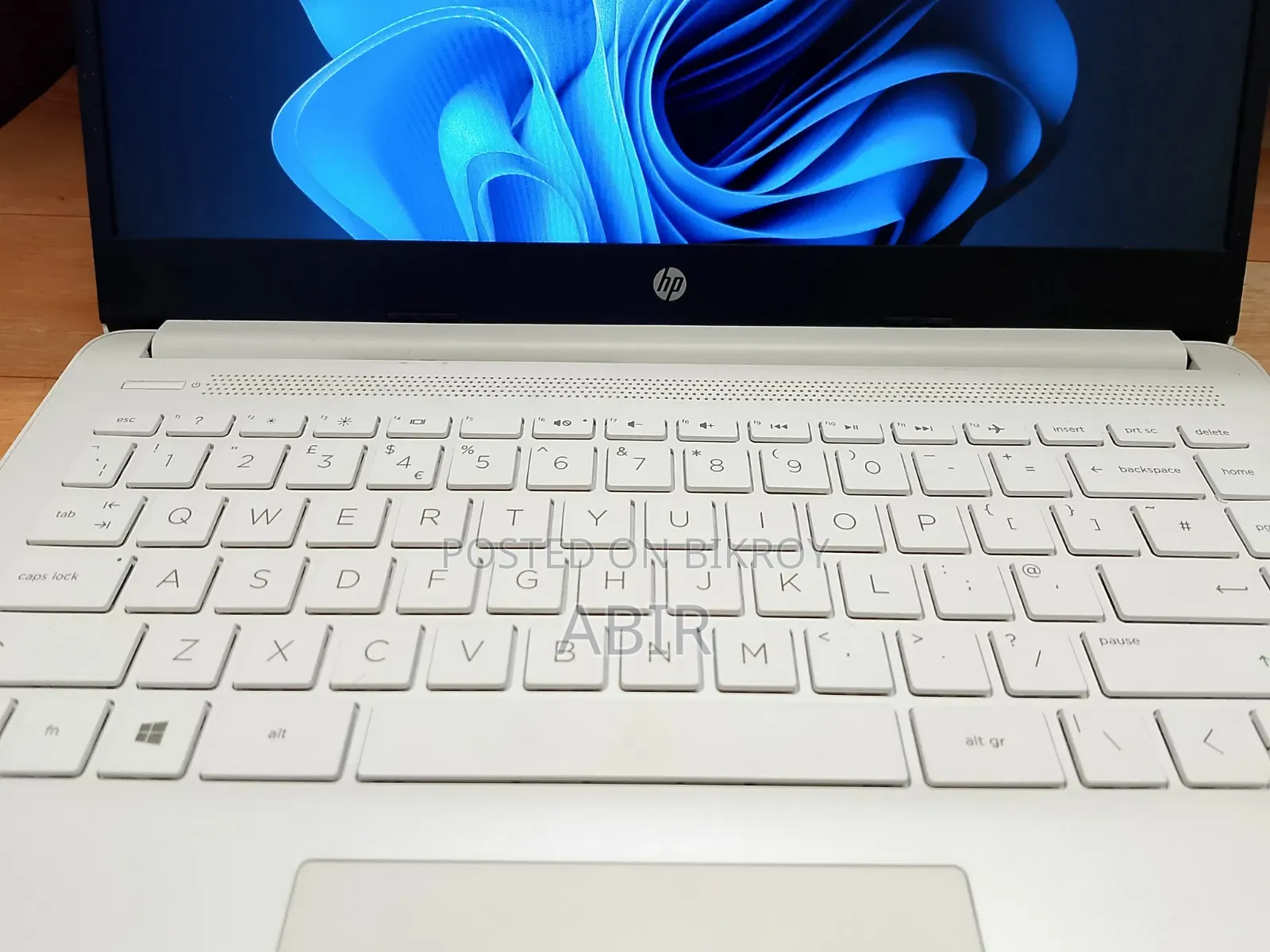 Laptop HP 4GB AMD Ryzen 3 SSD 256GB