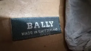 Used Luxury Branded Shoe for Sale