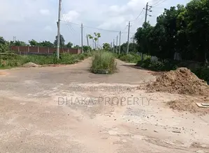 100ft Road 9 Katha Commercial West Sector: 2