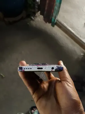 ইনফিনিক্স হট ৪০ প্রো ১২৮ জিবি ব্লু