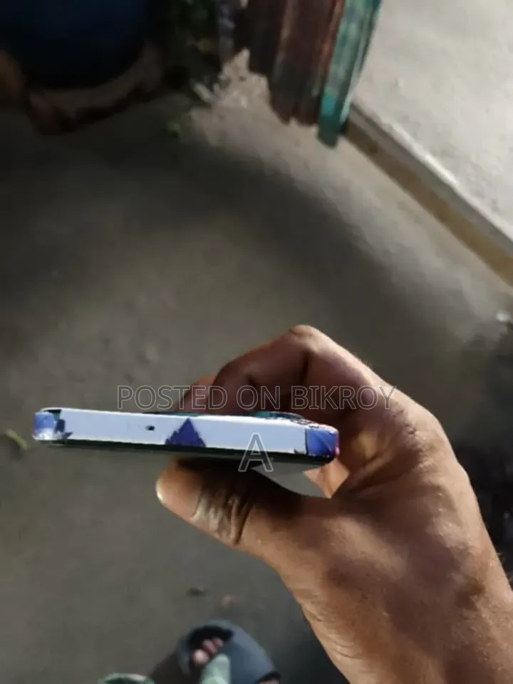 ইনফিনিক্স হট ৪০ প্রো ১২৮ জিবি ব্লু