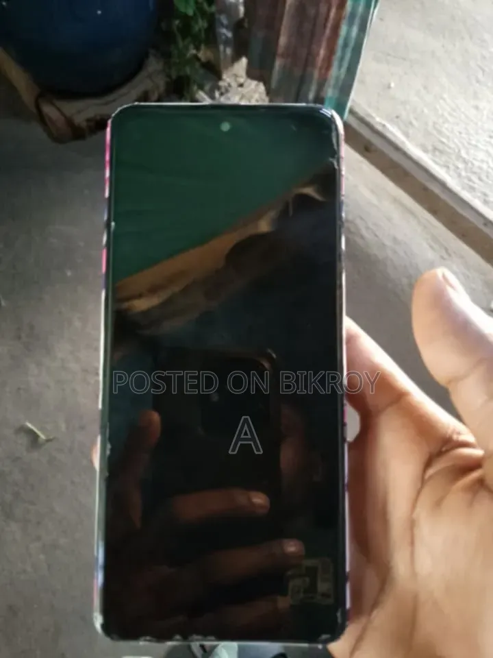 ইনফিনিক্স হট ৪০ প্রো ১২৮ জিবি ব্লু