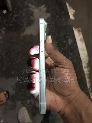 Apple iPhone 15 128 GB Green