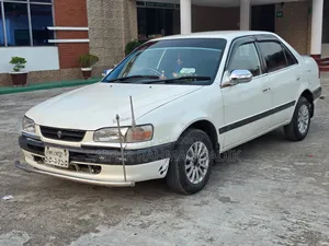 Toyota Corolla 1996 Pearl