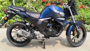Yamaha FZ6 2024 Blue