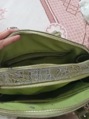 Hand Bags Used