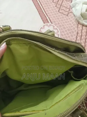 Hand Bags Used