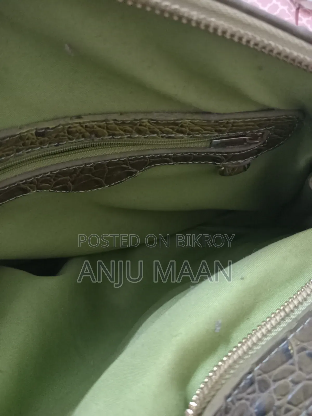 Hand Bags Used