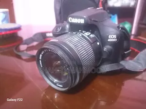 DSLR Camera
