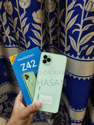 Symphony Z42 32 GB Green