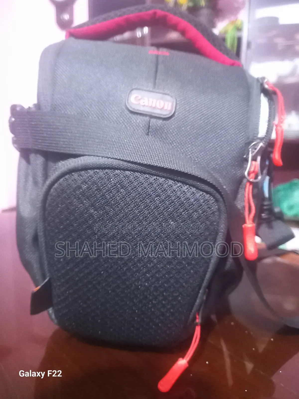 DSLR Camera
