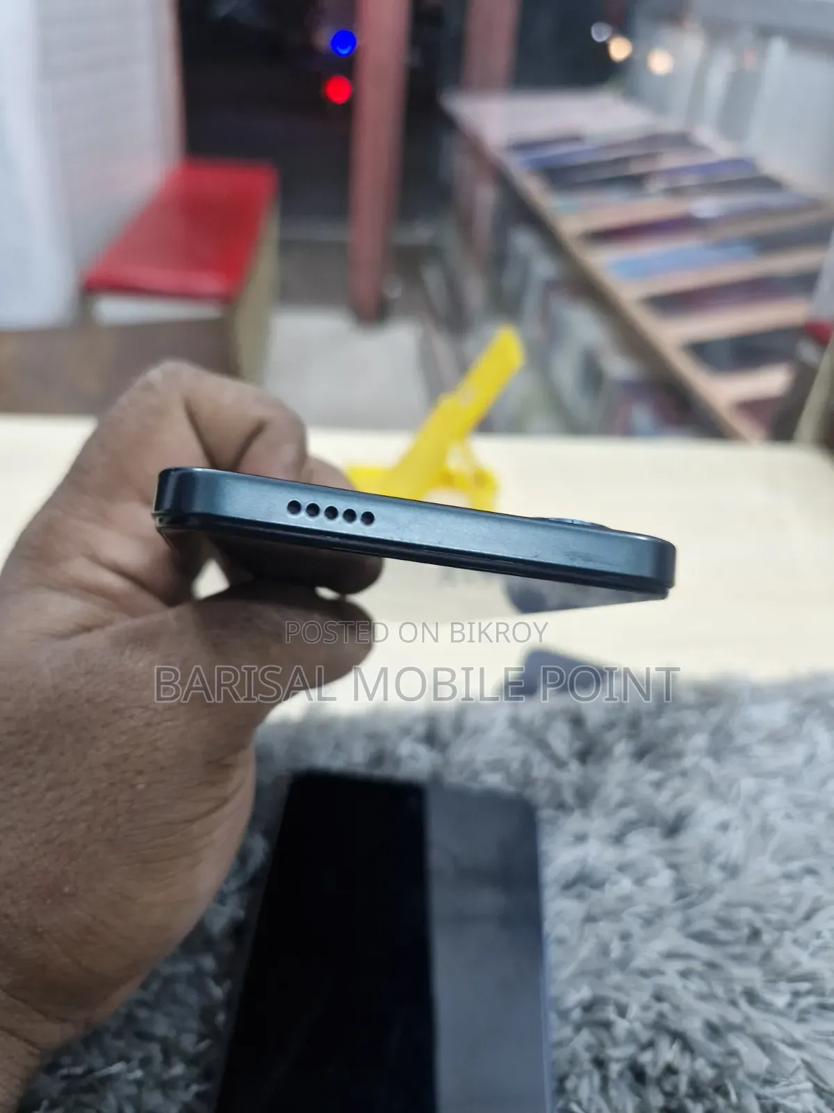New Vivo 128 GB Green