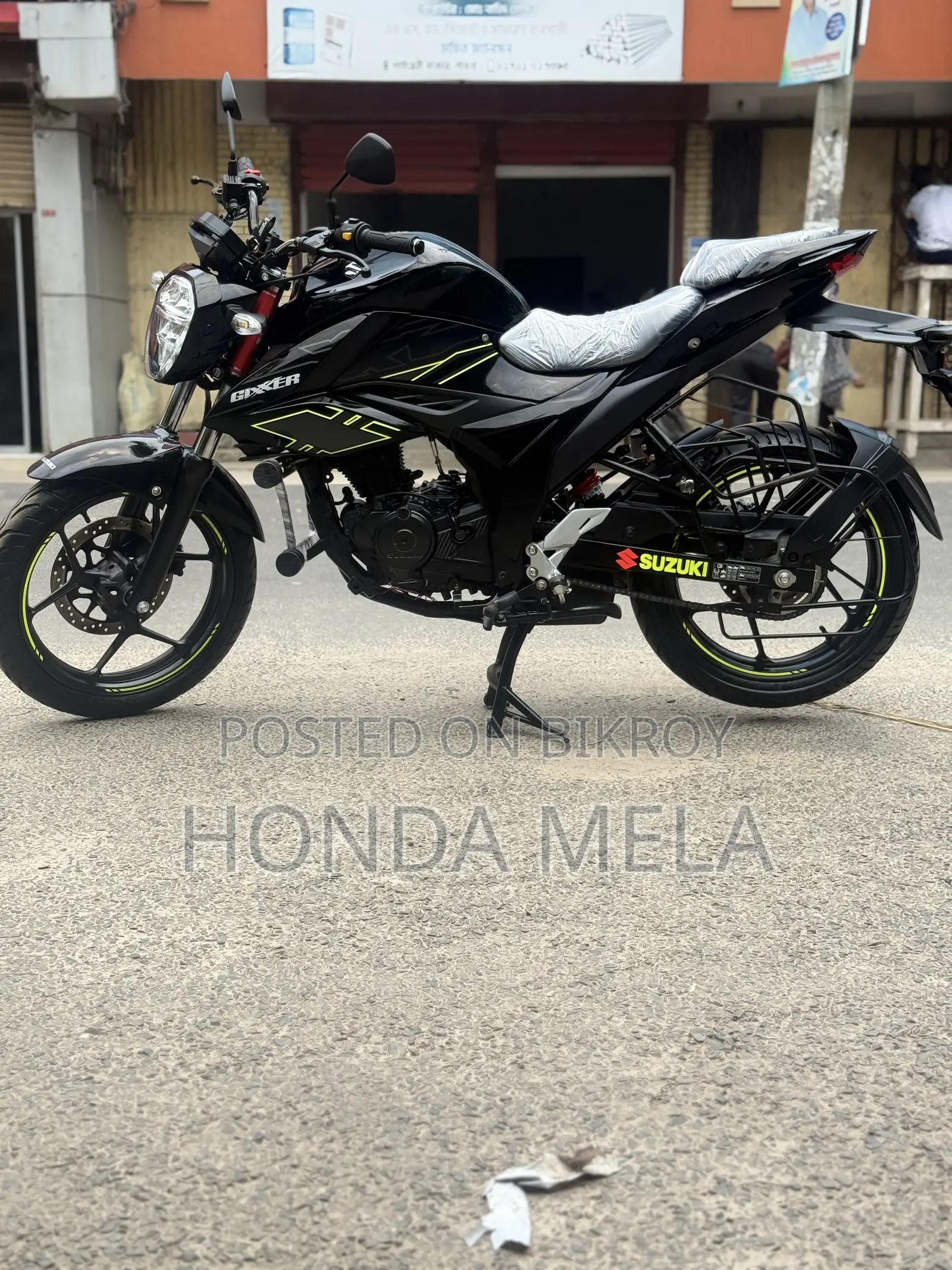 Suzuki 2025 Black