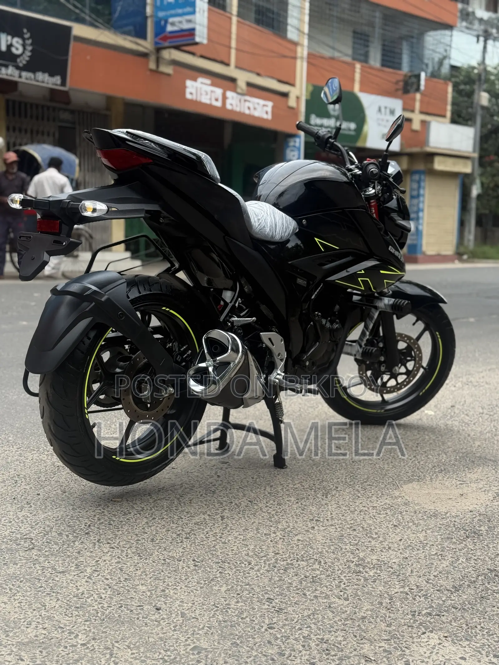 Suzuki 2025 Black