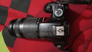 DSLR Camera
