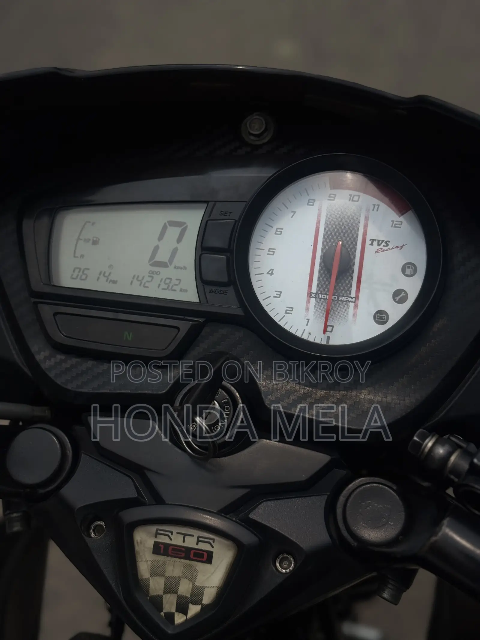 TVS Apache RTR 160 2V 2022 Black