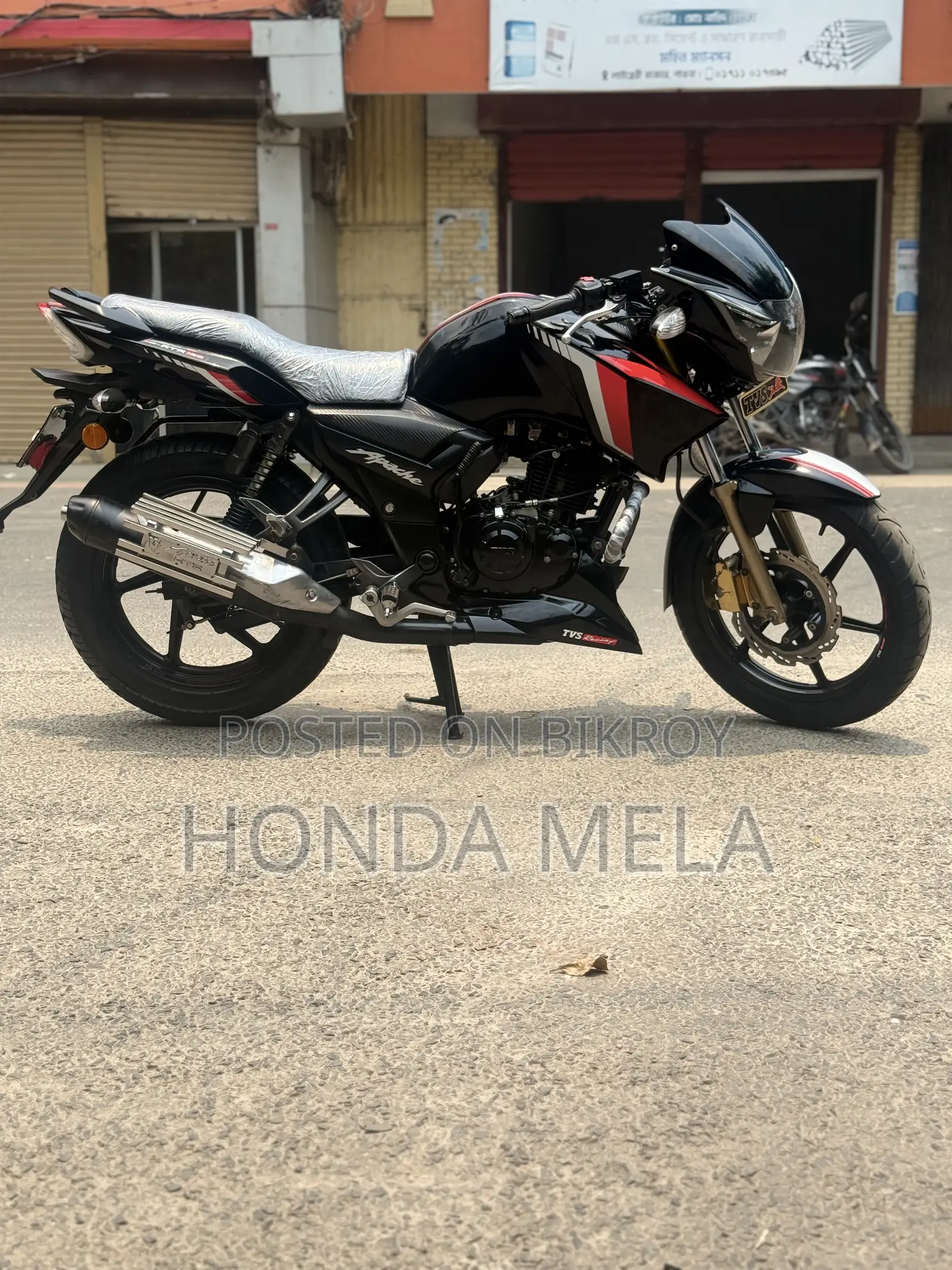 TVS Apache RTR 160 2V 2022 Black