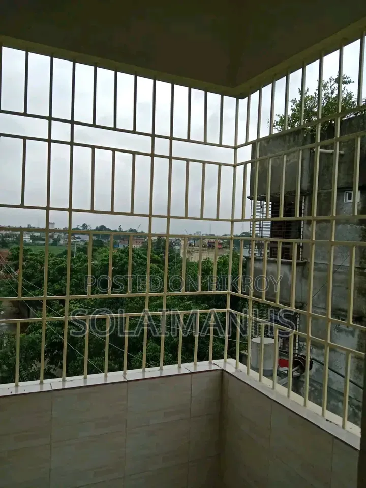 Furnished 9-bedroom Room Parlour in Dhanmondi for Rent