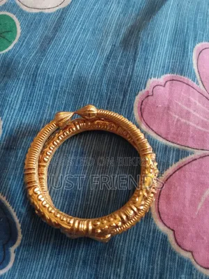 Bangles / Bracelet