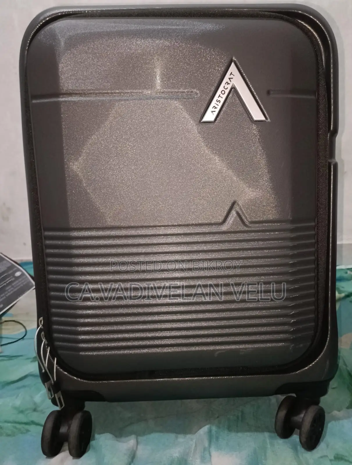 Aristrocat Laptop Compartment Luggage