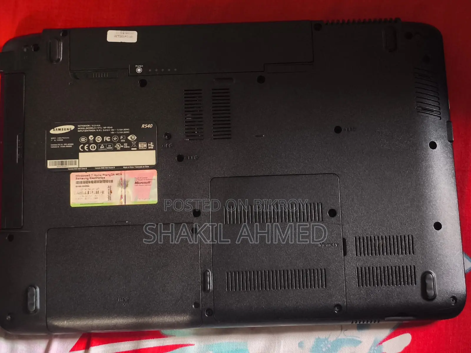 Laptop Samsung NP-R700 4GB Intel Core I3 HDD 320GB